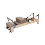Studio Pilates Maple Reformer - Image 3