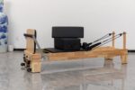 Studio Pilates Oak Reformer - Image 4